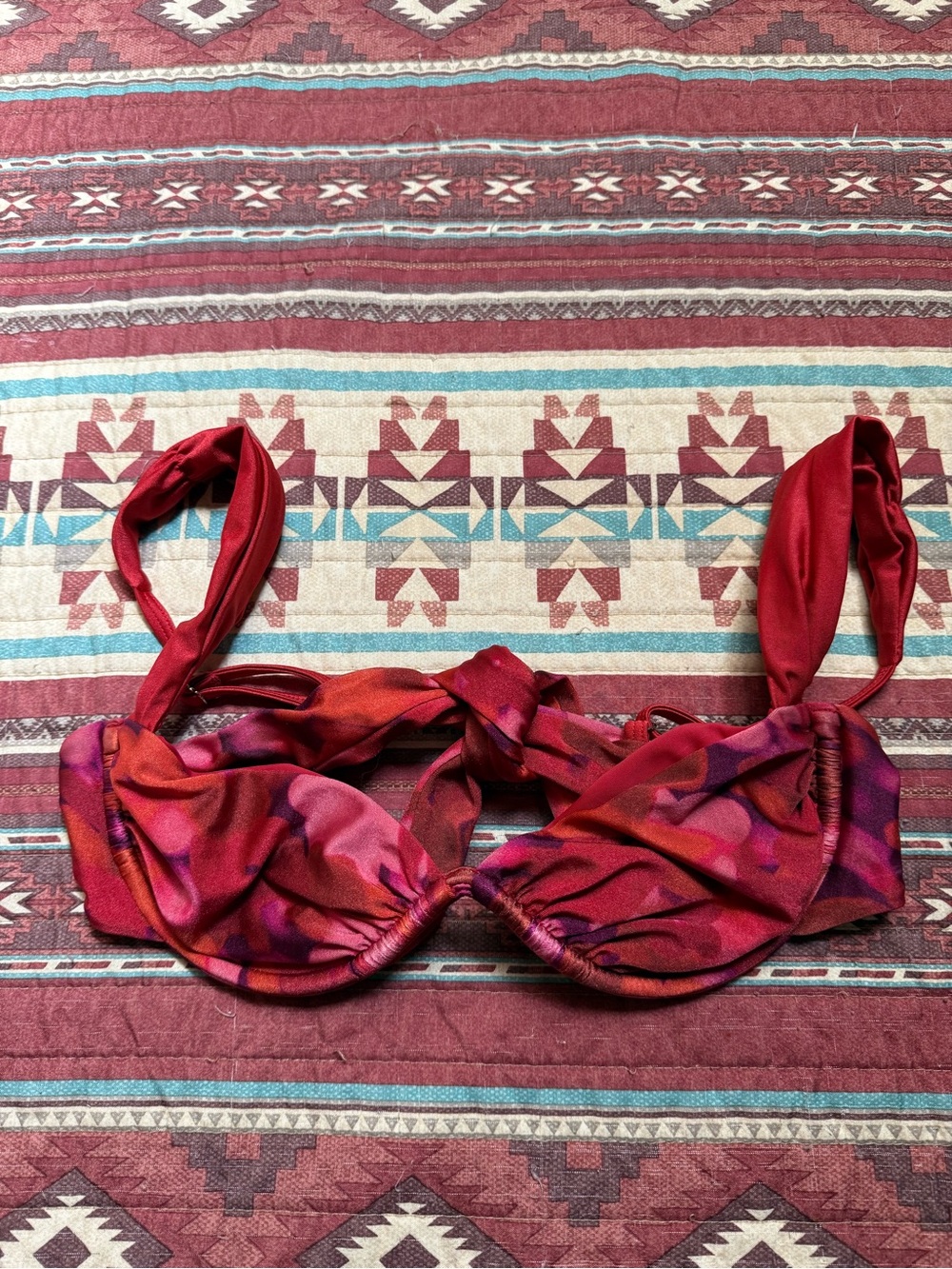 Bydee Tie-Back Red Patterned Bikini Top size medium